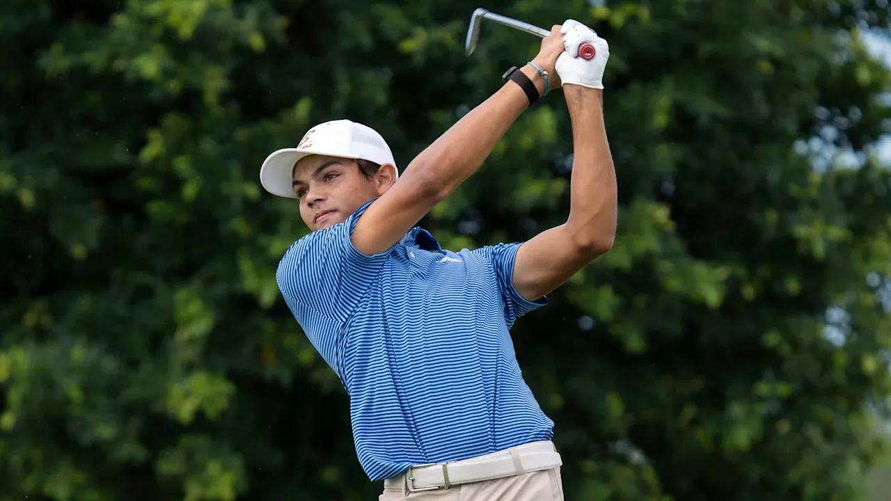 Charlie Woods membukukan skor 3-over-par 73 dan turun ke posisi tied 23 dengan total dua putaran 141 atau 1-over-par. (Foto: Golf Digest)