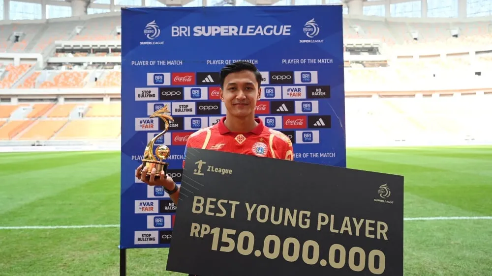 Dony Tri Dinobatkan sebagai Pemain Muda Terbaik Musim Ini - sumber: (ileagueid)