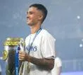 Eliano Reijnders Raih Trofi Perdana dalam Kariernya