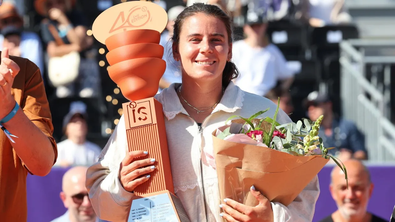 Bungkam Victoria Mboko, Emma Navarro Akhiri Paceklik Gelar Di Strasbourg