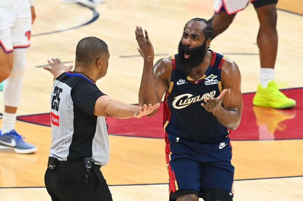 Harden Yakin Cavaliers Bisa Bangkit Meski Tertinggal 3-0 - sumber: (mainbasket)