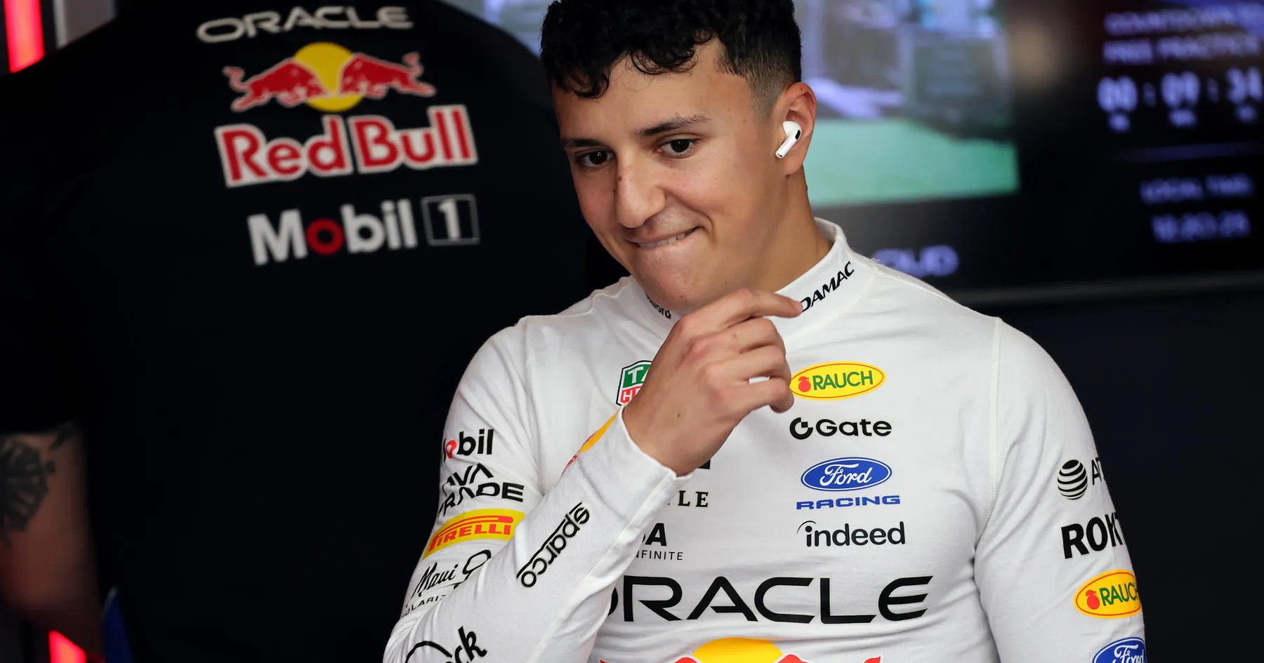 Isack Hadjar Kecewa dengan Hasil Kualifikasi GP Kanada - sumber: (racingnews365)
