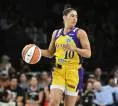 Kelsey Plum Antar Los Angeles Sparks Menang atas Juara Bertahan Aces