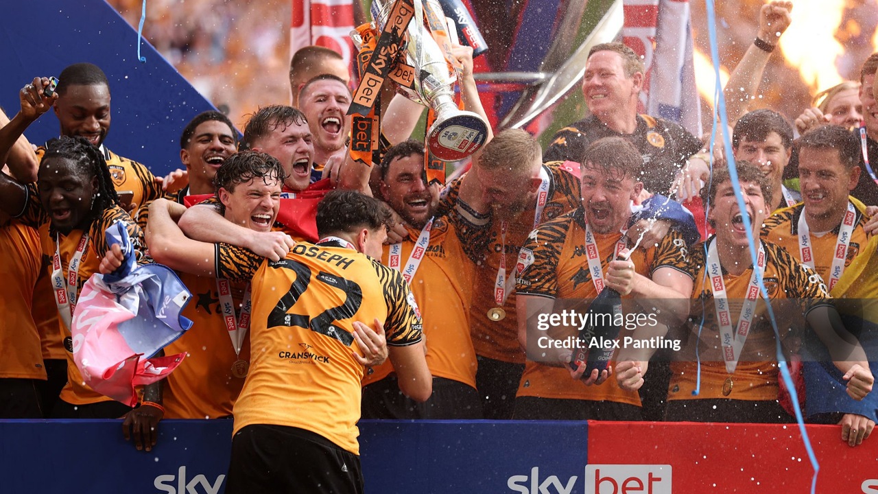 Lewie Coyle Persembahkan Promosi Hull City untuk Ayahnya