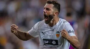 Luis Rioja Bangga dengan Perjuangan Valencia saat Tumbangkan Barcelona