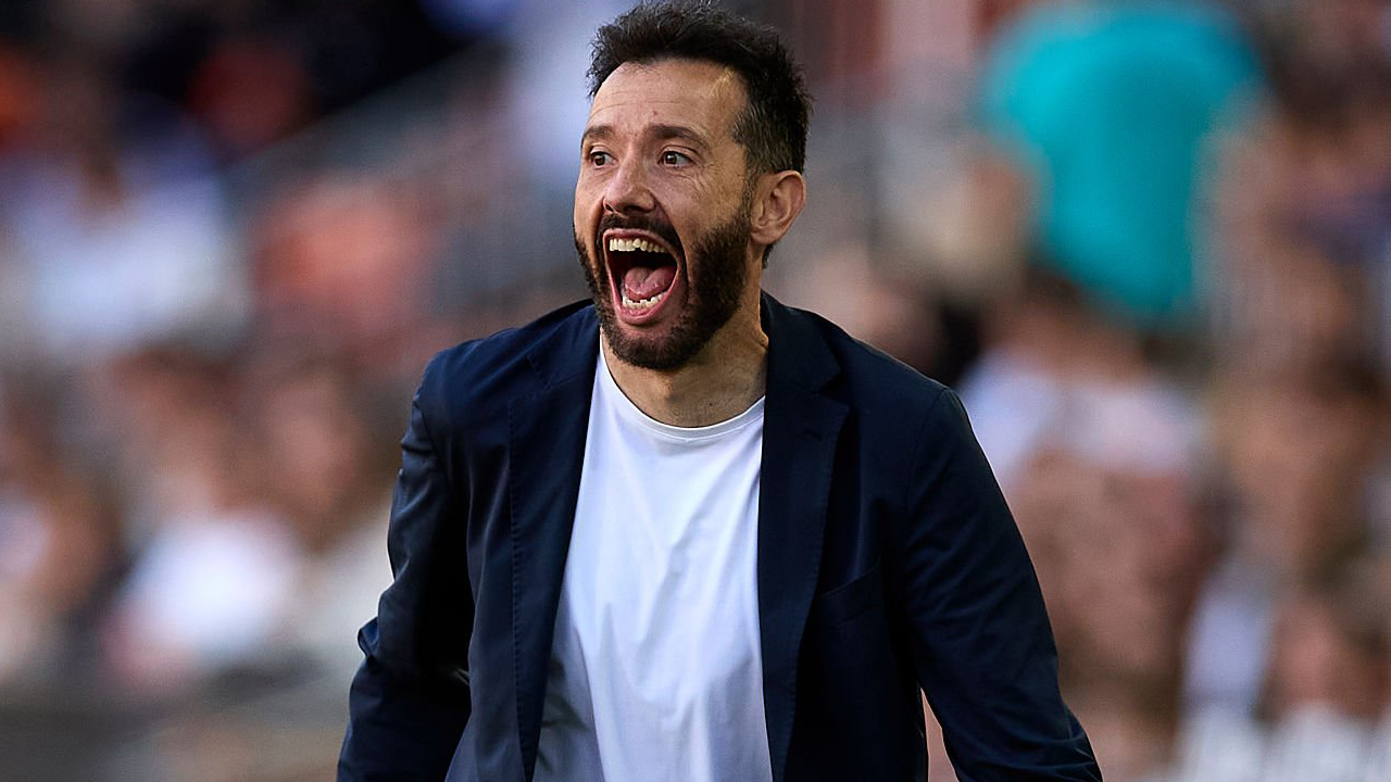 Meski Gagal ke Eropa, Carlos Corberan Tetap Puji Perjuangan Valencia