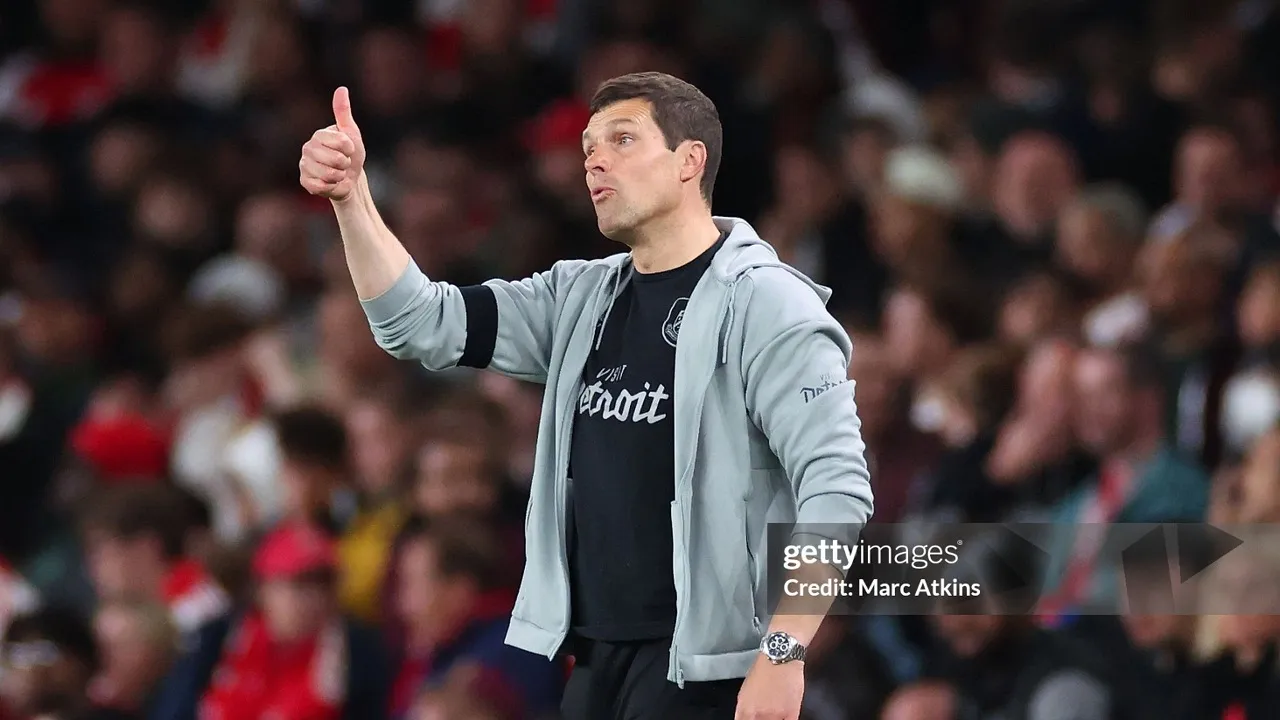 Mike Jackson minta Burnley tutup musim dengan harga diri