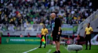 Persebaya Surabaya Pesta Lima Gol, Tavares Selipkan Evaluasi Penting