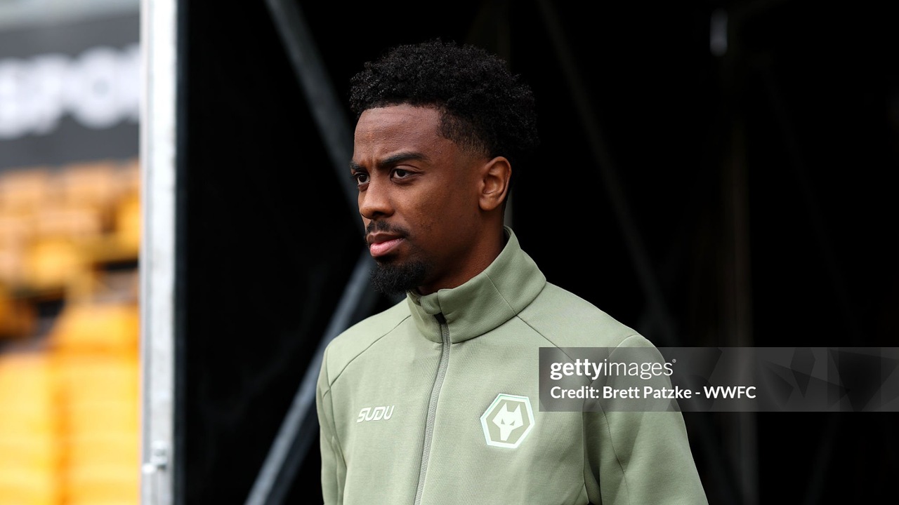 Rob Edwards Isyaratkan Angel Gomes Bisa Tinggalkan Wolves