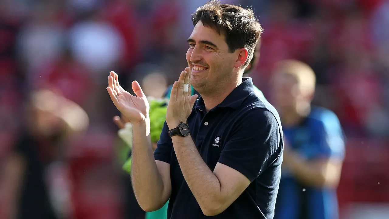 Andoni Iraola Akui Emosional Jalani Laga Terakhir Bersama Bournemouth