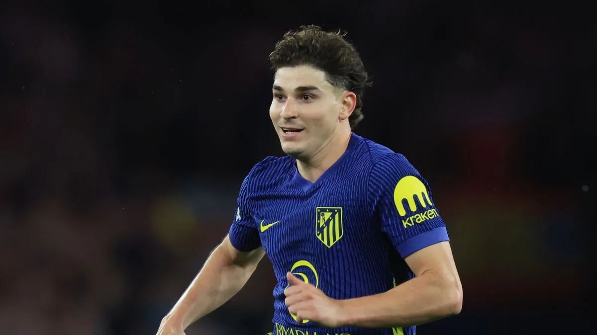 Arsenal Kontak Julian Alvarez Usai Tawaran Ditolak - sumber: (footballlondon)