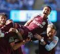 Aston Villa Juara dan Finis 4 Besar, Ollie Watkins Rayakan Pekan Terbaik
