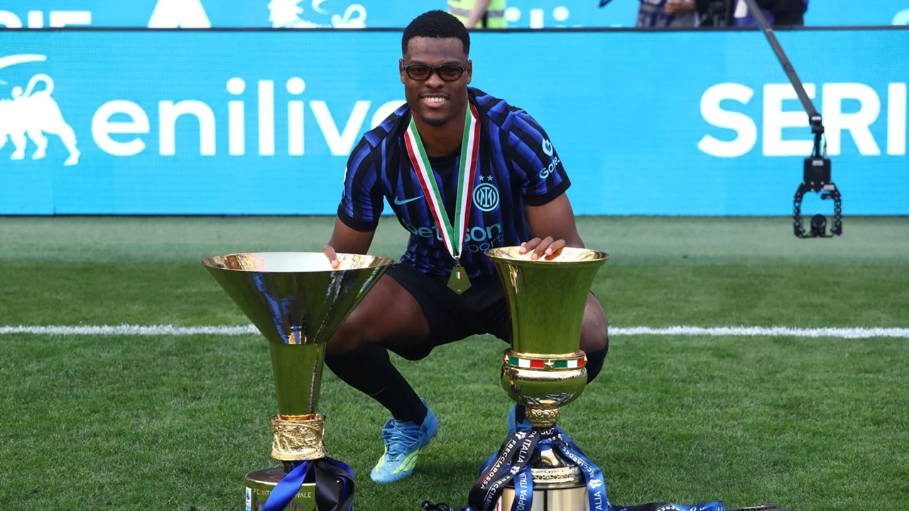 Barcelona Adakan Pertemuan dengan Agen Bek Kanan Inter Milan