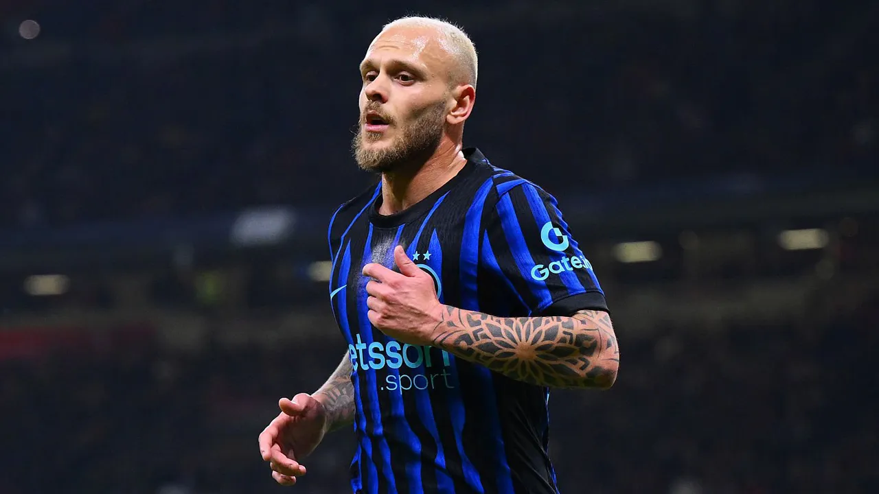 Conte Minta Marotta Pinjamkan Federico Dimarco dan Beli Ashley Young
