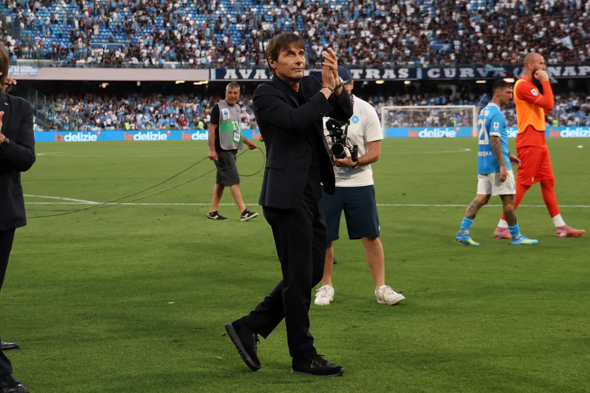 Conte Tinggalkan Napoli Tanpa Sepakat dengan Italia: ‘Ada Dana untuk Guardiola?’ - sumber: (footballitalia)