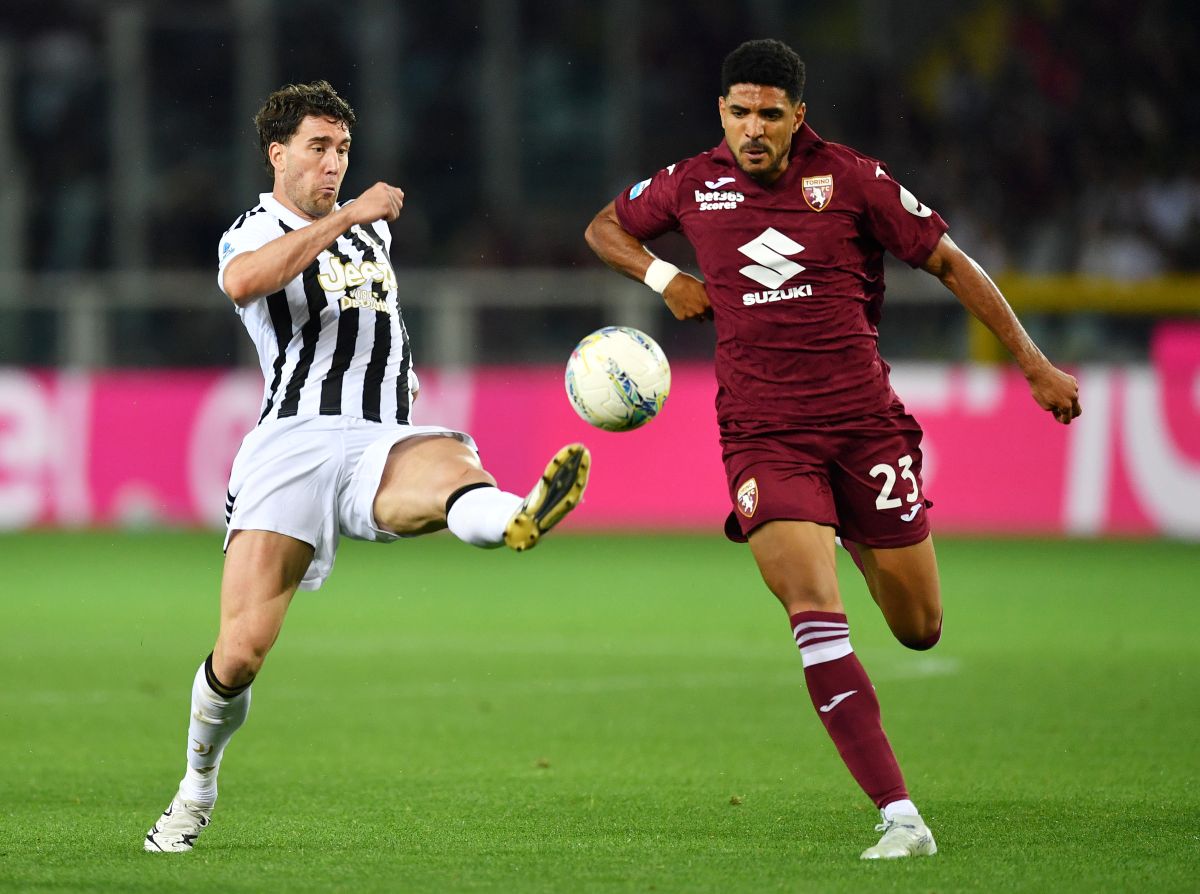Derbi Turin Memanas: Vlahovic Cetak Dua Gol, Juventus Ditahan Imbang Torino