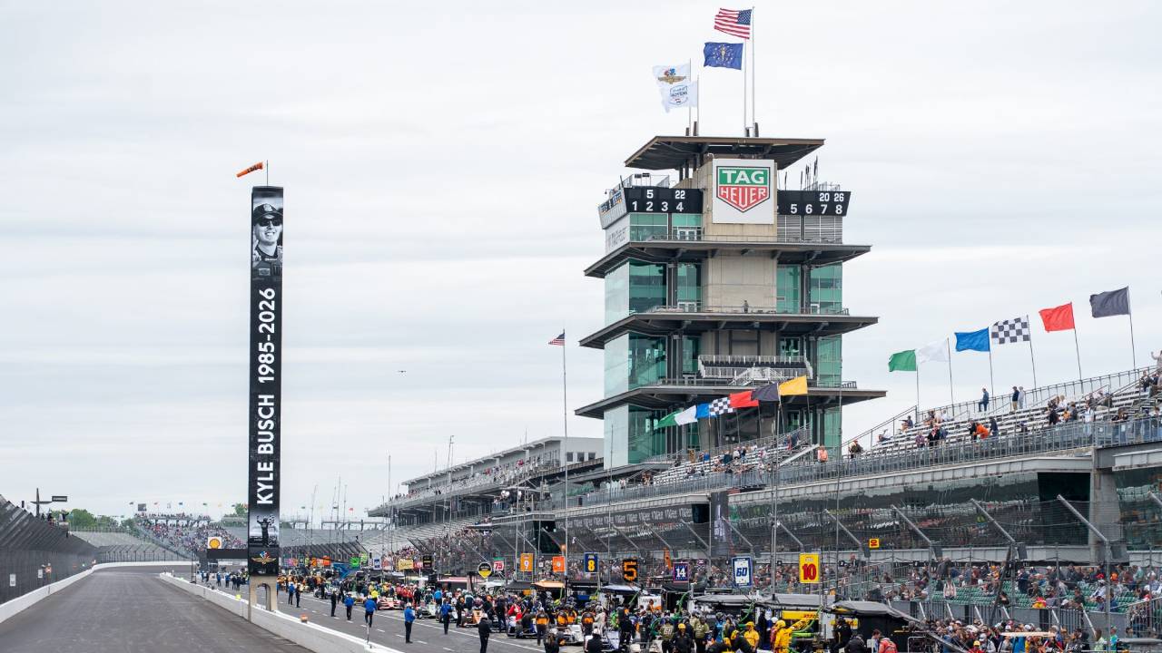 Dunia Balap Amerika Serikat Beri Penghormatan Emosional kepada Kyle Busch