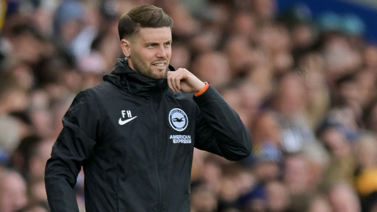 Fabian Hurzeler Kecewa Brighton Tutup Musim dengan Kekalahan Telak dari MU