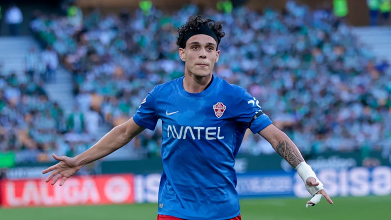 Hector Fort Ucapkan Salam Perpisahan Mengharukan ke Elche