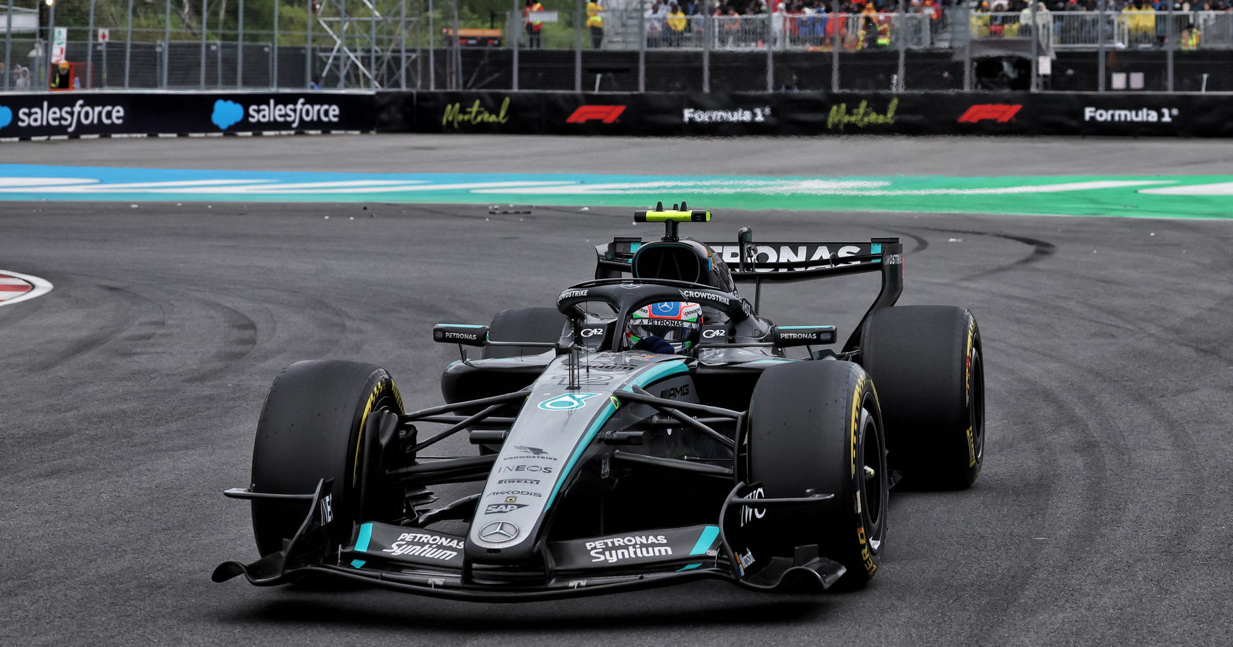 Kimi Antonelli Raih Kemenangan Rekor Usai Russell Mundur