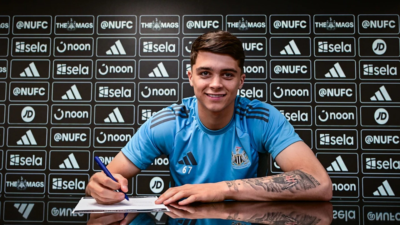 Lewis Miley Resmi Perpanjang Kontrak di Newcastle United