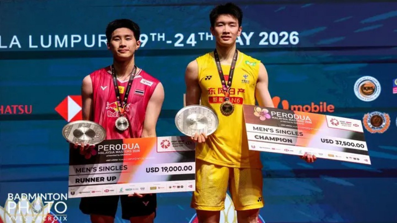 Li Shifeng Pemain China Pertama Sukses Pertahankan Gelar Malaysia Masters