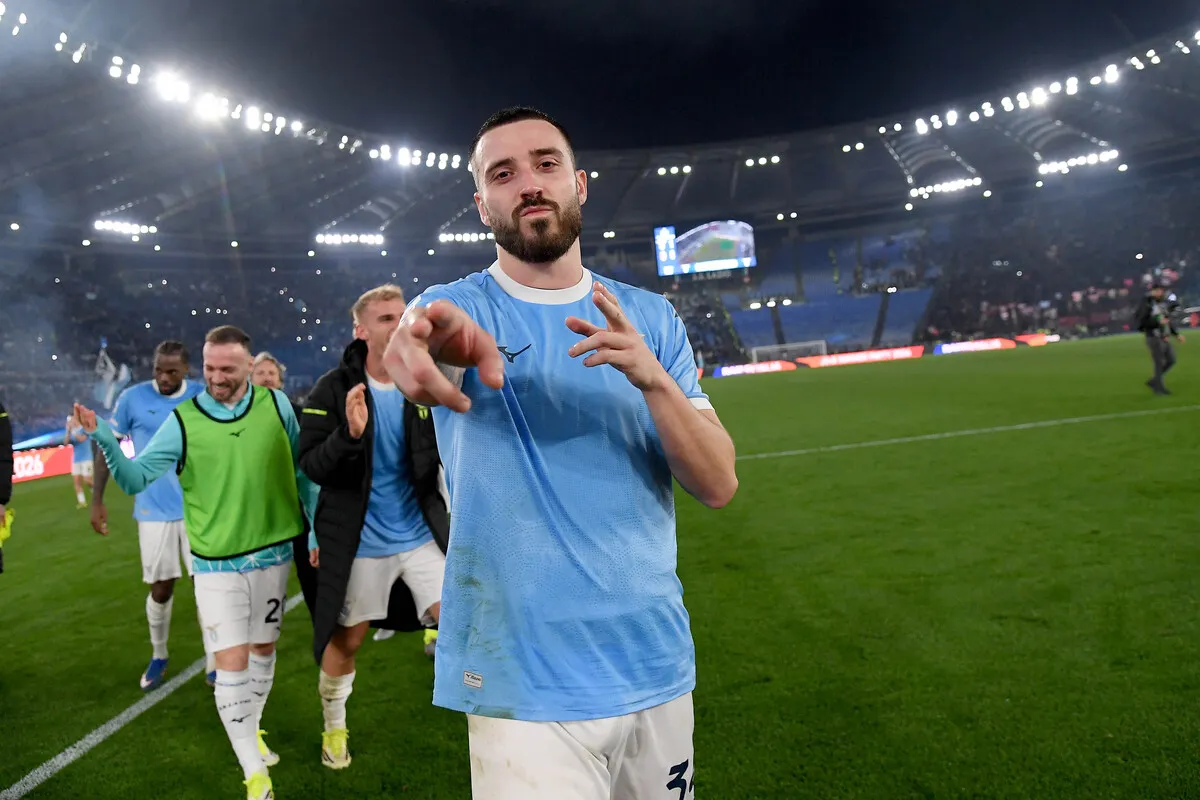 Pesan Misterius Gila Isyaratkan Perpisahan dari Lazio - sumber: (footballitalia)