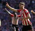 Trai Hume Bahagia Sunderland Lolos ke Liga Europa Usai Kalahkan Chelsea