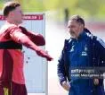 Vitor Pereira Buka Suara soal Masa Depan Elliot Anderson