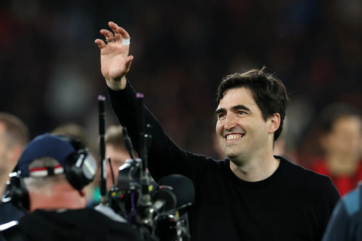 AC Milan Incar Andoni Iraola, Unai Emery Jadi Alternatif - sumber: (footballitalia)
