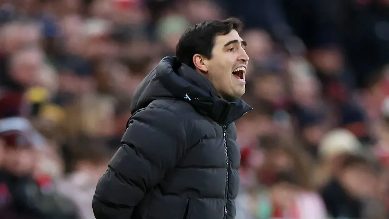Alex Crooks: Andoni Iraola Sukses di Bournemouth, Wajar Dibidik Milan
