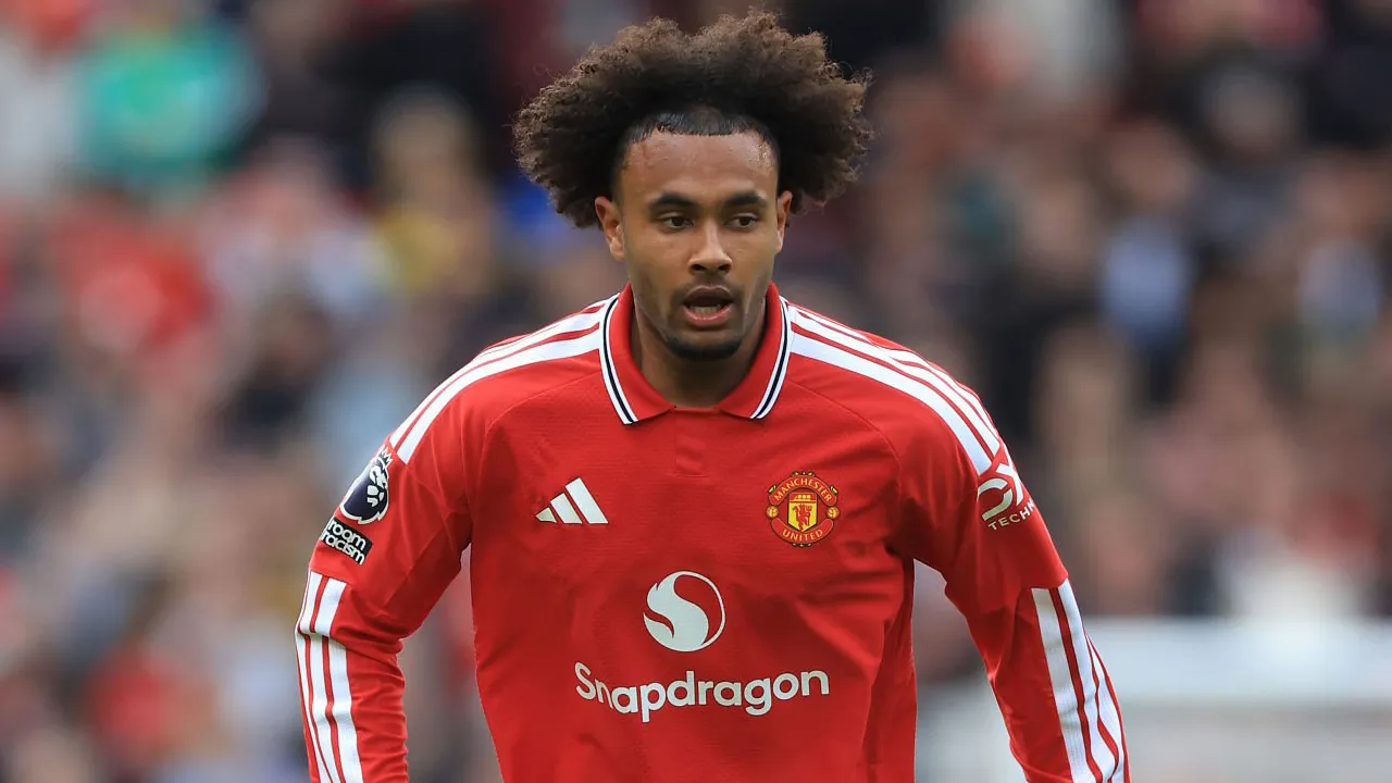 AS Roma Makin Pede Bisa Boyong Joshua Zirkzee dari Manchester United