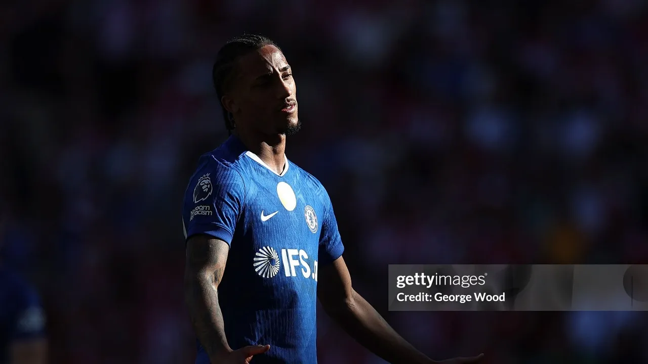 Barcelona Kepincut Joao Pedro, Chelsea Langsung Pasang Tembok