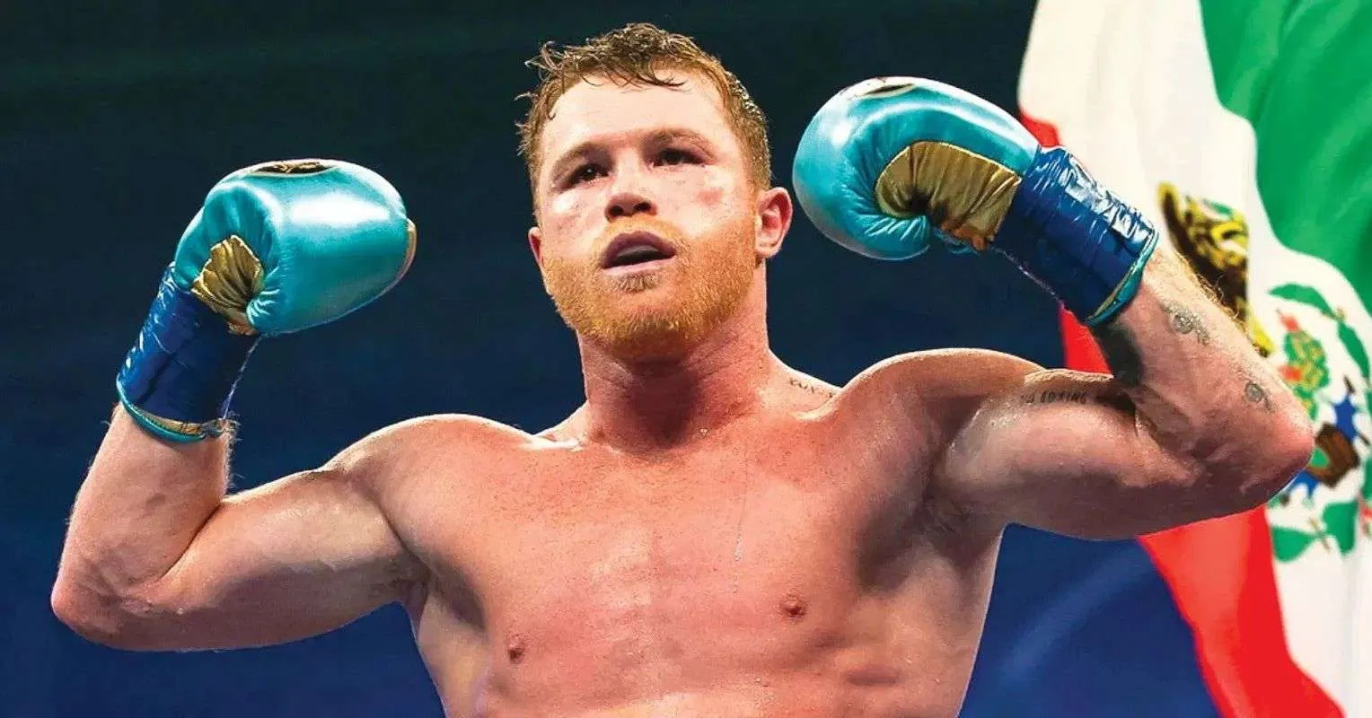 Canelo Alvarez Ditawari 200 Juta Dolar untuk Satu Laga - sumber: (secondsout)