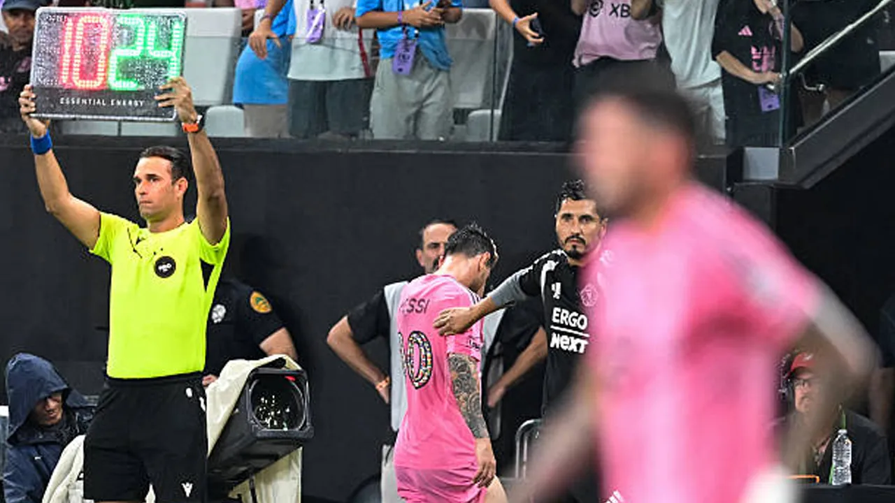 Guillermo Hoyos Jelaskan Alasan Lionel Messi Ditarik Keluar Lebih Awal