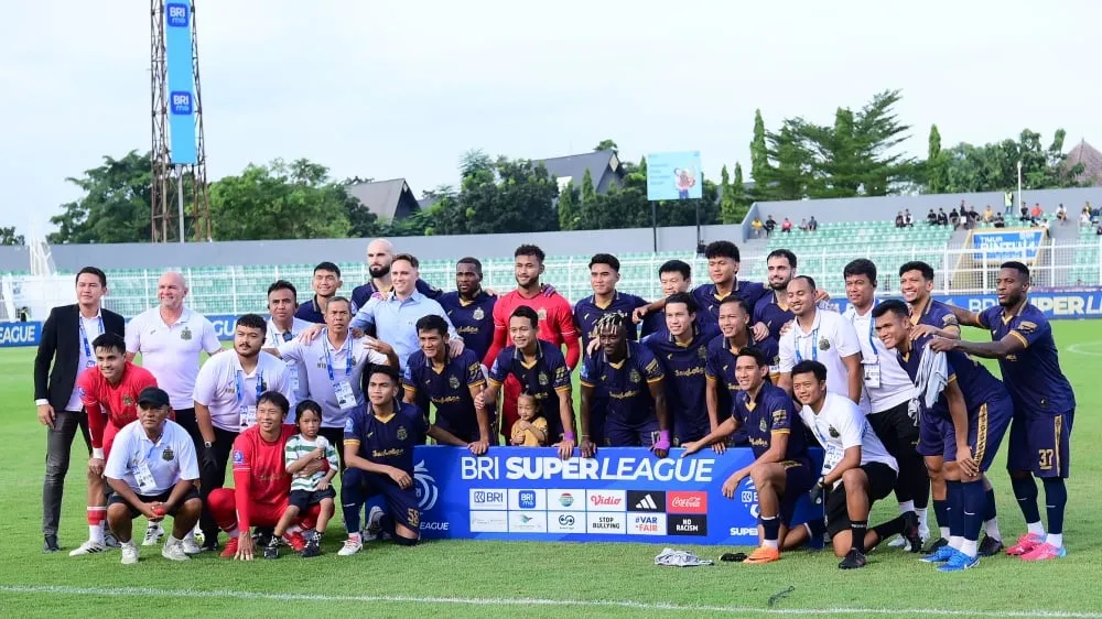 Paul Munster Perpanjang Masa Bakti di Bhayangkara FC Hingga 2023 - sumber: (ileagueid)