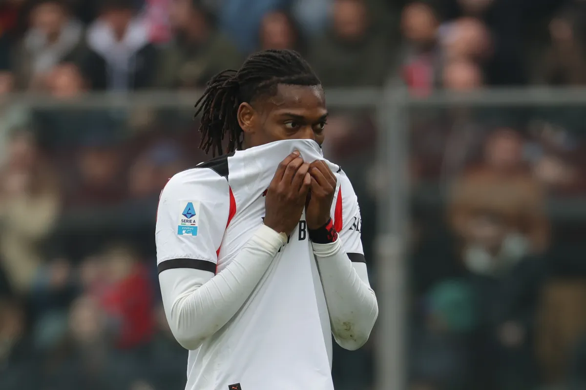 Rafael Leao Kecewa dengan Cardinale, Tolak Tawaran Klub Turki - sumber: (footballitalia)