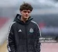 Sean Neave Siap Tinggalkan Newcastle United demi Menit Bermain