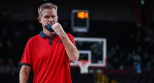 Steve Kerr Perimbangkan Kembali Melatih Paris Basketball