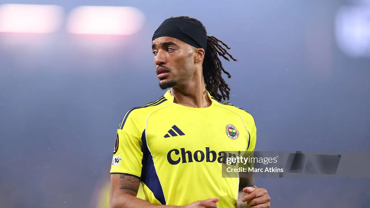 Archie Brown Jadi Rebutan Sunderland dan Nottingham Forest