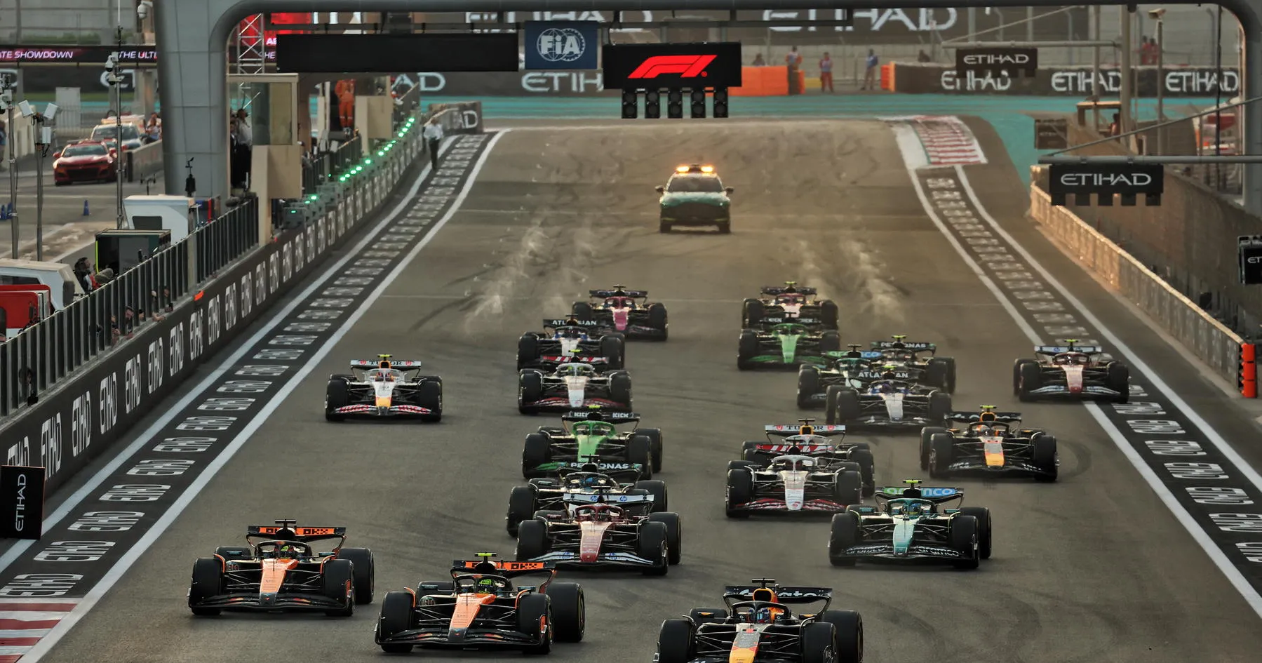F1 Siapkan Rencana Cadangan untuk GP Akhir Musim 2026 - sumber: (racingnews365)