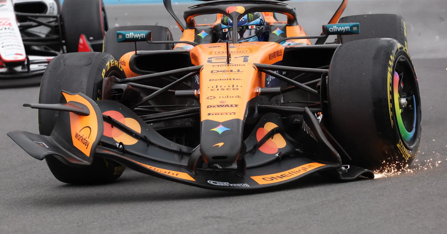 Kesalahan Strategi McLaren Memicu Bencana di GP Kanada - sumber: (racingnews365)