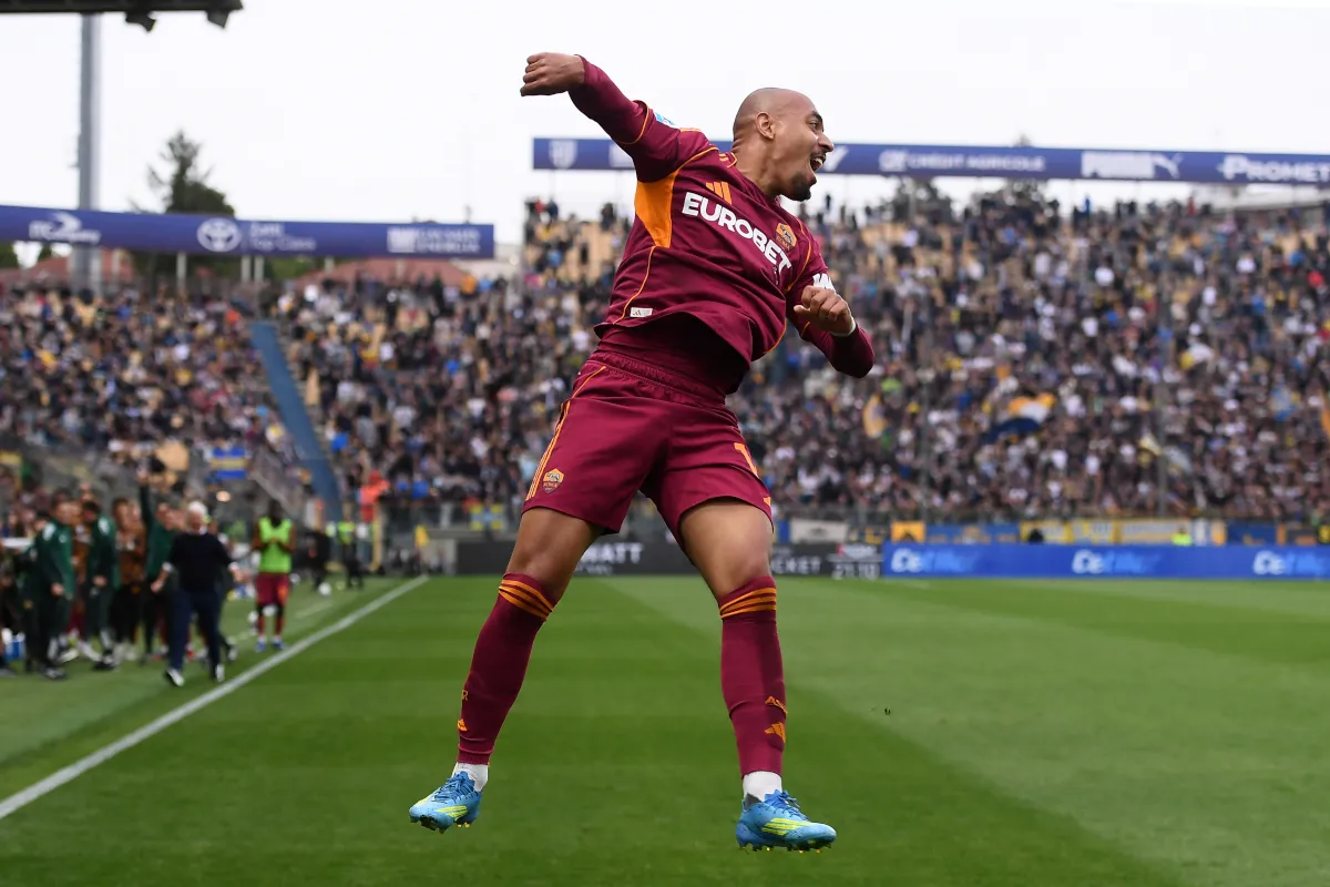 Malen Resmi Gabung Roma dengan Mahar €25 Juta dari Aston Villa - sumber: (footballitalia)