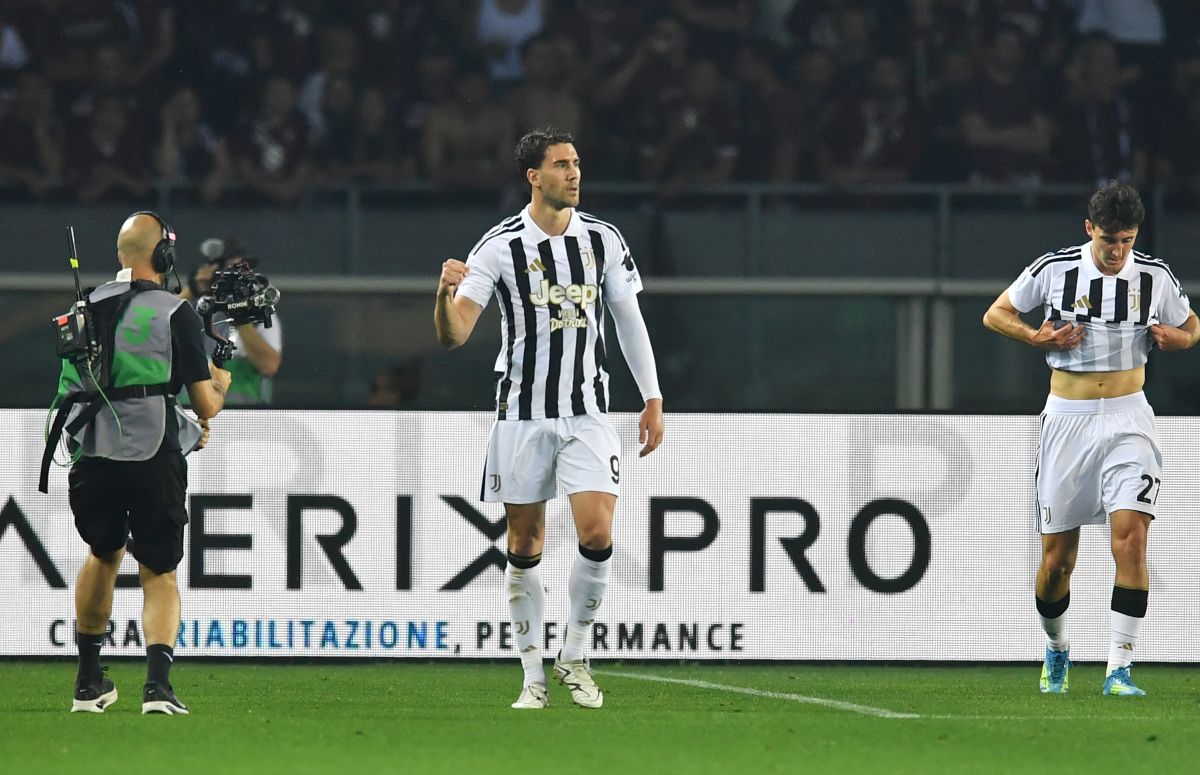 Napoli Mulai Dekati Vlahovic, Ancaman Newcastle dan Bayern Mengintai