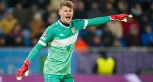 VfB Stuttgart Pastikan Alexander Nubel Hengkang di Musim Panas 2026