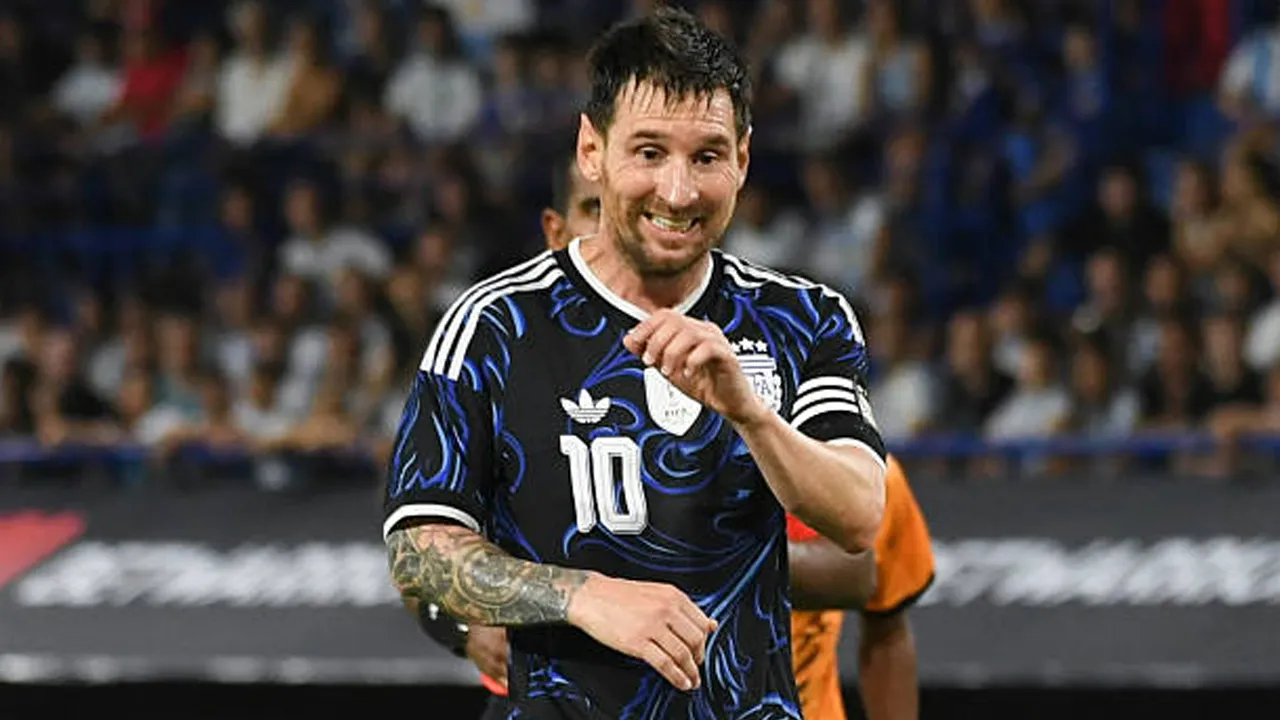 Argentina Cemas, Lionel Scaloni Akui Masih Pantau Kondisi Lionel Messi