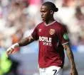 Crysencio Summerville Diprediksi Tetap Bermain di Premier League