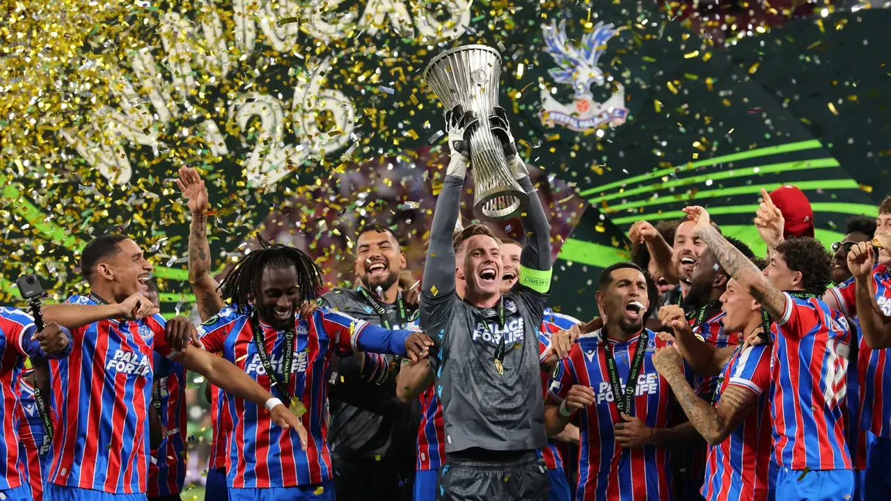 Crystal Palace Juarai Conference League, Dean Henderson Ungkap Rasa Leganya