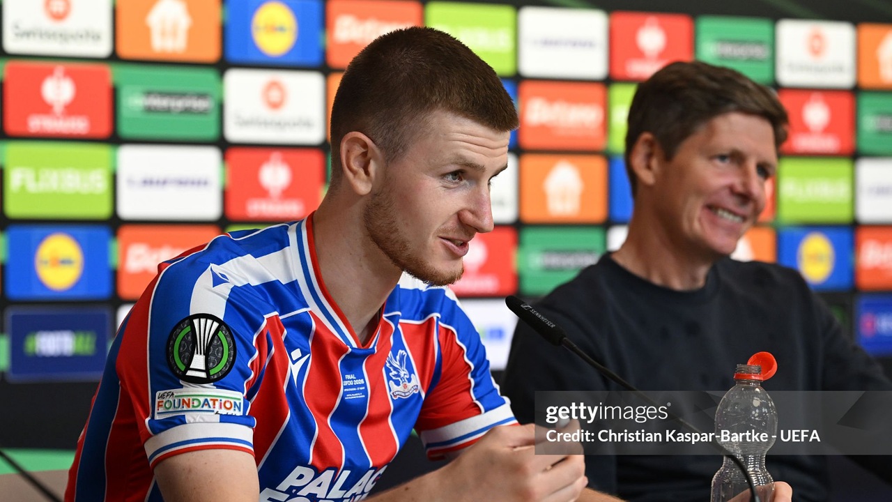Glenn Hoddle Heran Adam Wharton Dicoret dari Skuad Timnas Inggris