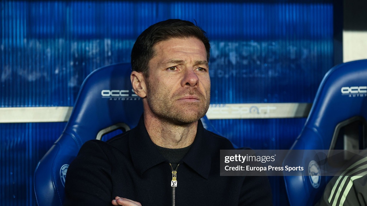 Joe Cole Desak Xabi Alonso Rekrut John Stones dan Robert Lewandowski
